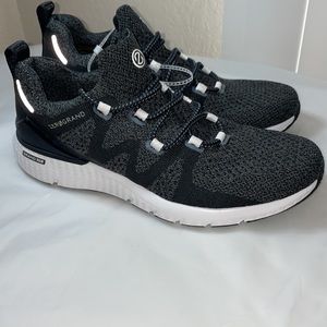 COLE HAAN SHOES NEW, size 10, very comfy, last one!